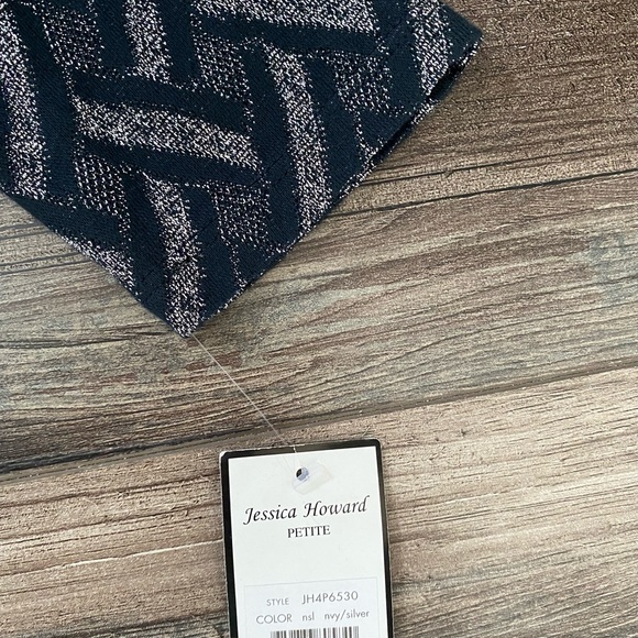 Shimmery little “black” dress perfect for the holidays! - Picture 4 of 4